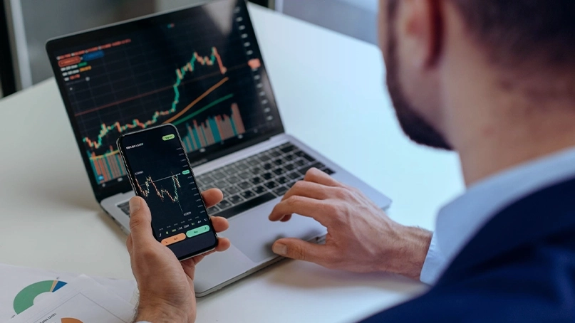 Dashboard di trading IA di RivonexisPro